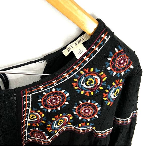 Francesca’s Miami Boho Short Flutter Sleeve Embroidered Mini Tunic Dress Large - Picture 3 of 12